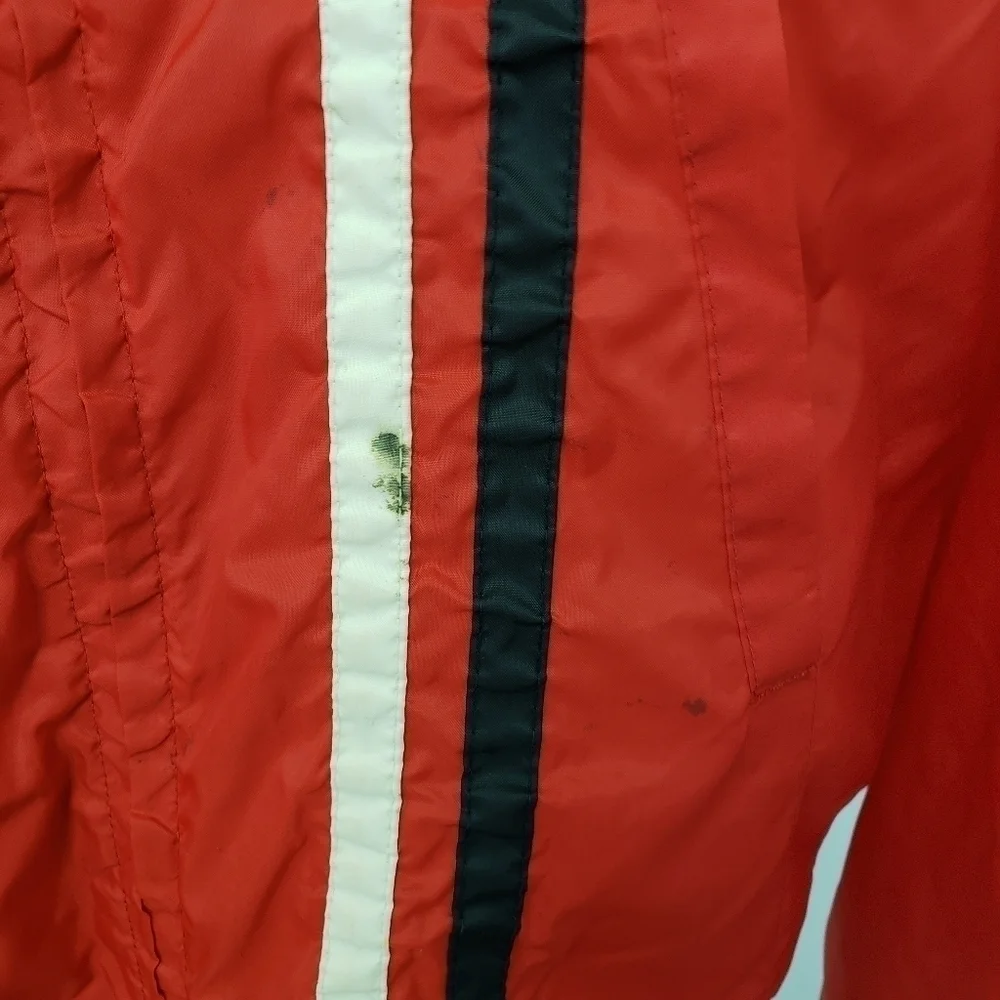 VINTAGE IH International Harvester Unlined Windbreaker Red White Black Stains L
